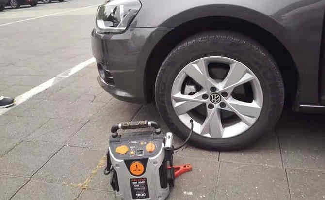东宁汽车搭电案例